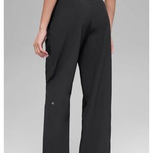 ALO Yoga Suit Up pant in S - LONG